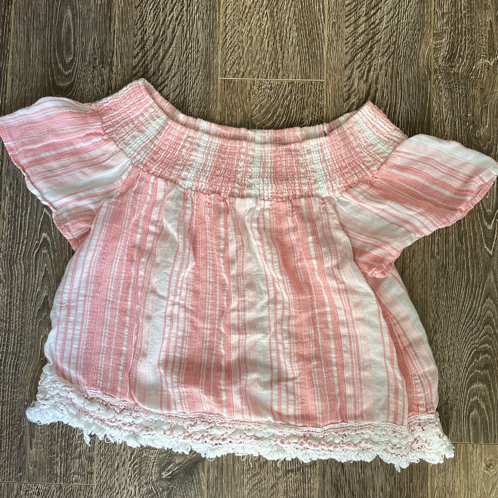 Abercrombie off the shoulder shirt